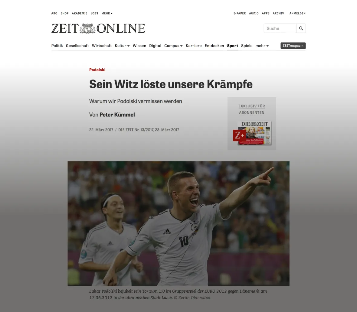 Lukas Podolski feiert sein Tor zum 1:0 im Gruppenspiel der EURO 2012 gegen Dänemark, aufgenommen am 17. Juni 2012 in Lwiw, Ukraine.
